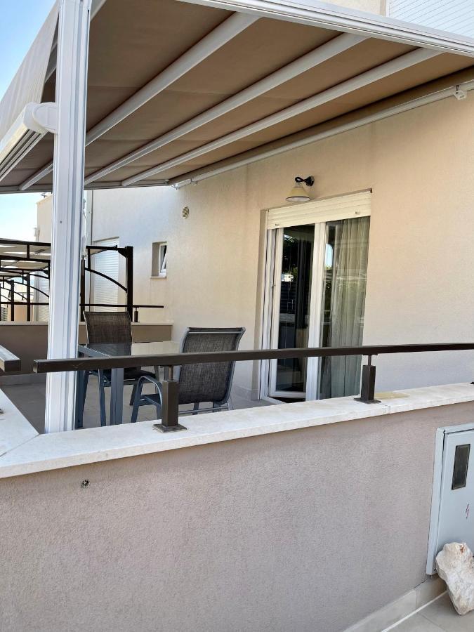 Apartments Prestige Petrcane Eksteriør billede