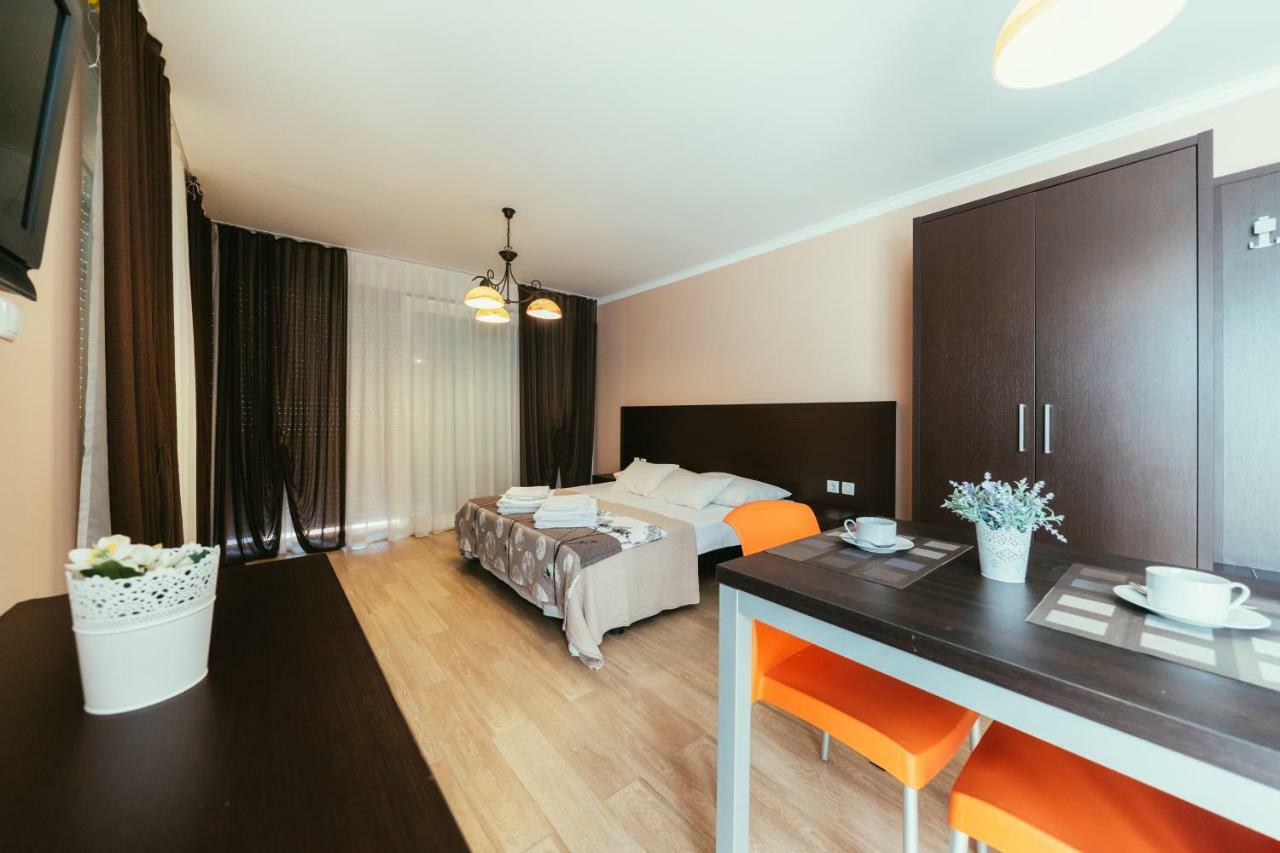 Apartments Prestige Petrcane Eksteriør billede